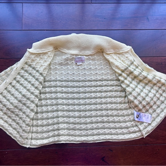 Kimchi Blue Oliver Button-Down Polo Sweater - Picture 4 of 5